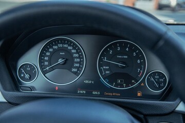 BMW 330 Serie 3 - 2018r - 330i Nawigacja, Klimatyzacja AC, HeadUp - Zdjęcie #23