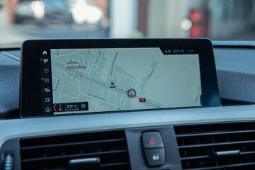 BMW 330 Serie 3 - 2018r - 330i Nawigacja, Klimatyzacja AC, HeadUp - Zdjęcie #24