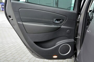 Renault Scenic 1.6 DCI - Nawigacja, Klimatyzacja Panorama - Zdjęcie #17