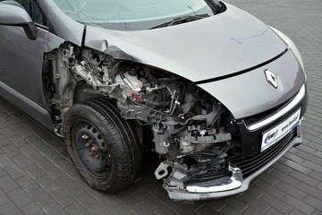 Renault Scenic 1.6 DCI - Nawigacja, Klimatyzacja Panorama - Zdjęcie #23