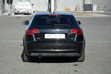 Audi A3 Sportback 2010r 1.6 TDI - Nawigacja, Klimatyzacja AC - Zdjęcie #12