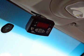 Peugeot Partner 1.6 HDI 2012r - Chłodnia - Zdjęcie #14