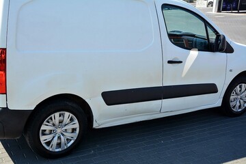 Peugeot Partner 1.6 HDI 2012r - Chłodnia - Zdjęcie #16