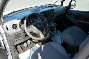 Peugeot Partner 1.6 HDI 2012r - Chłodnia - Zdjęcie #5