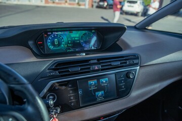 Citroen C4 Picasso 2014r 1.6 HDi - Panoramiczny Dach Exclusive - Zdjęcie #27