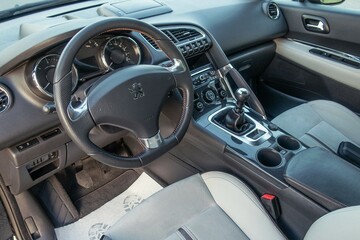 Peugeot 3008 2013 1.6HDi 114KM Navi Klimatronik Head-Up Napapijri Unikat - Zdjęcie #5