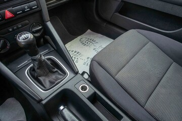 Audi A3 1.9 TDI 105KM Alufelgi Czujniki Klimatyzacja - Zdjęcie #10