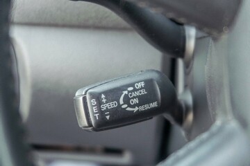 Audi A3 1.9 TDI 105KM Alufelgi Czujniki Klimatyzacja - Zdjęcie #17