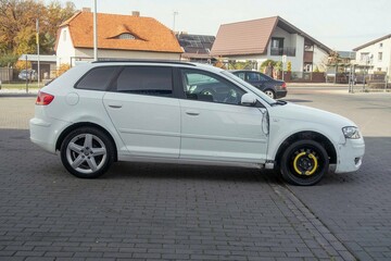 Audi A3 1.9 TDI 105KM Alufelgi Czujniki Klimatyzacja - Zdjęcie #18