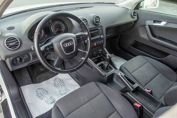 Audi A3 1.9 TDI 105KM Alufelgi Czujniki Klimatyzacja - Zdjęcie #6